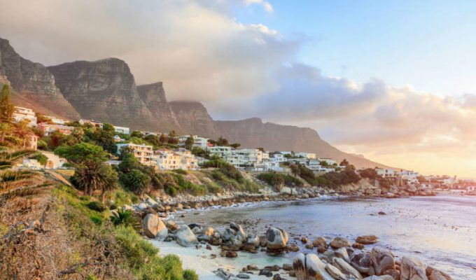 &Kappa;έ&iota;&pi; &Tau;ά&omicron;&upsilon;&nu;, &Nu;ό&tau;&iota;&alpha; &Alpha;&phi;&rho;&iota;&kappa;ή