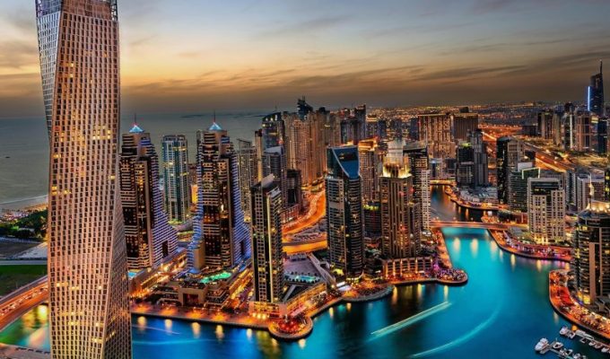 &Nu;&tau;&omicron;&upsilon;&mu;&pi;ά&iota; Instagram