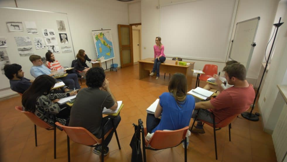 Image with missing alt attribute found on trincoll.edu