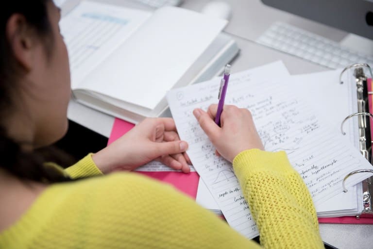 Image with missing alt attribute found on trincoll.edu