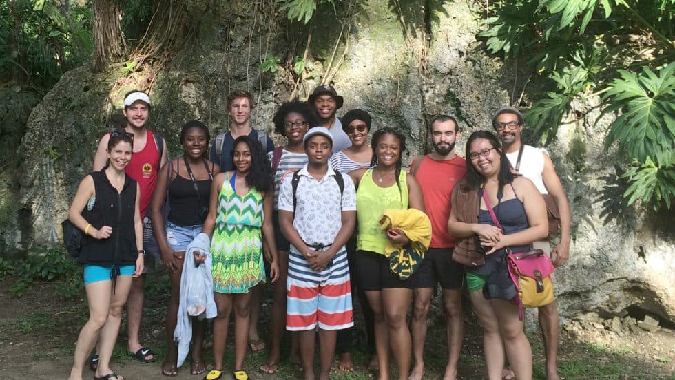 Image with missing alt attribute found on trincoll.edu