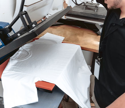 Image with missing alt attribute found on tshirtexpress.com