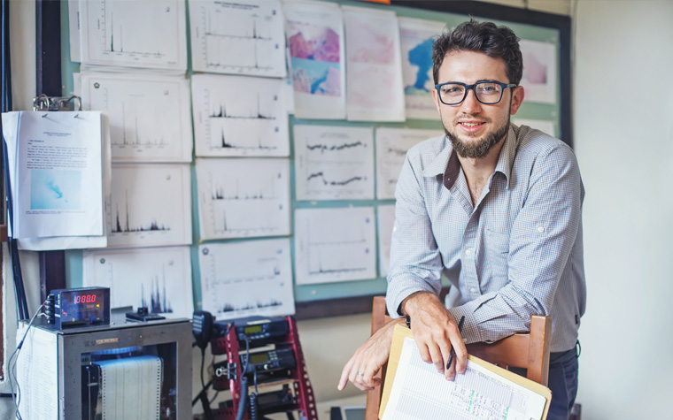 Image with missing alt attribute found on univ-amu.fr