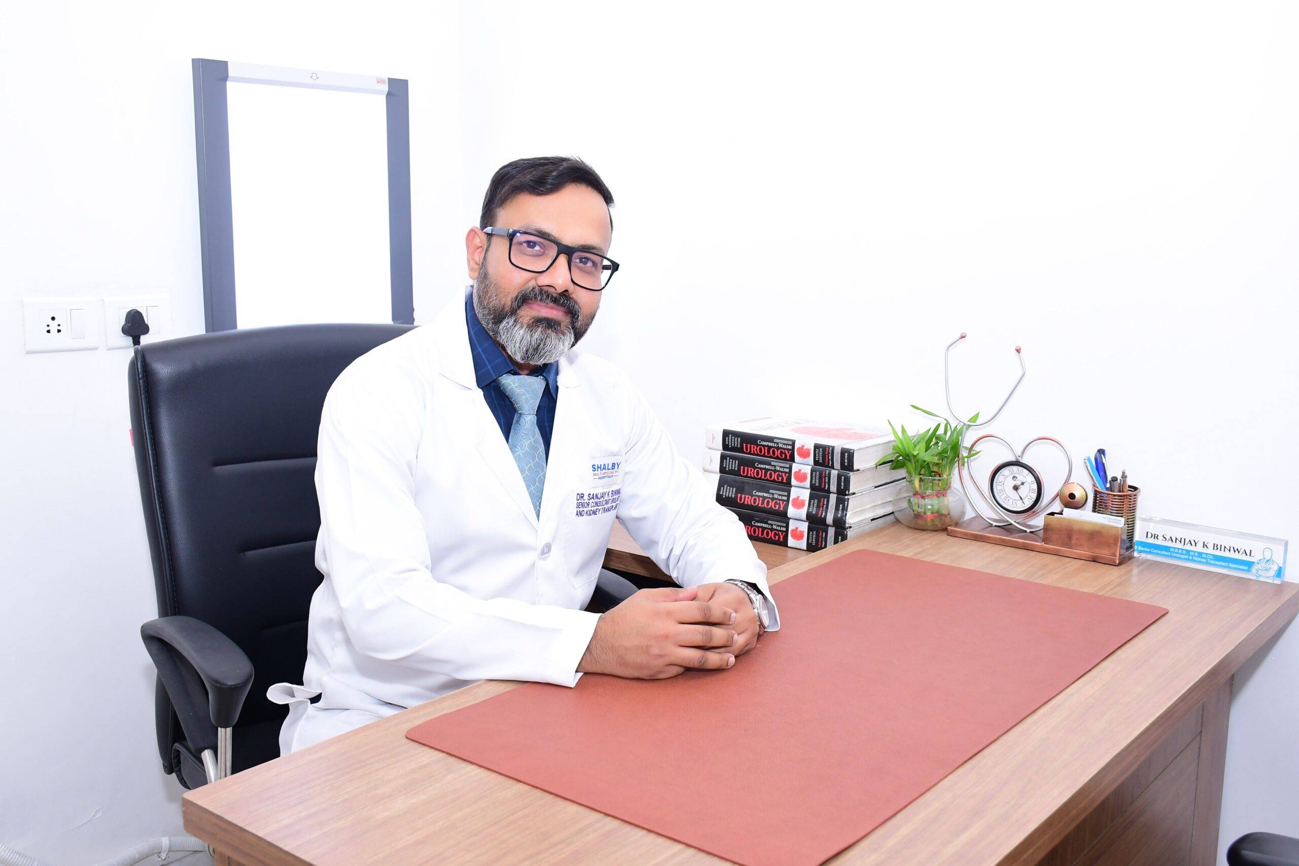 Image with missing alt attribute found on urocare.health