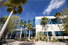 Image with missing alt attribute found on usa.edu