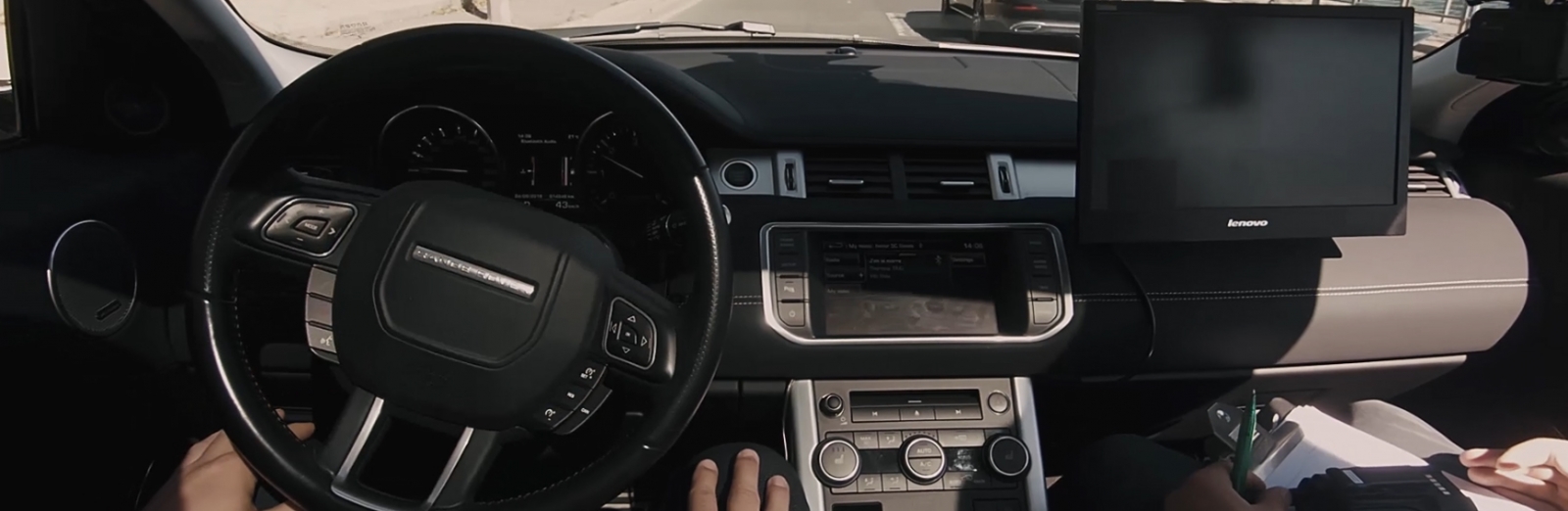 Image with missing alt attribute found on valeo.com