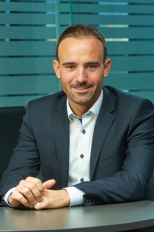 Image with missing alt attribute found on vezovisek.si