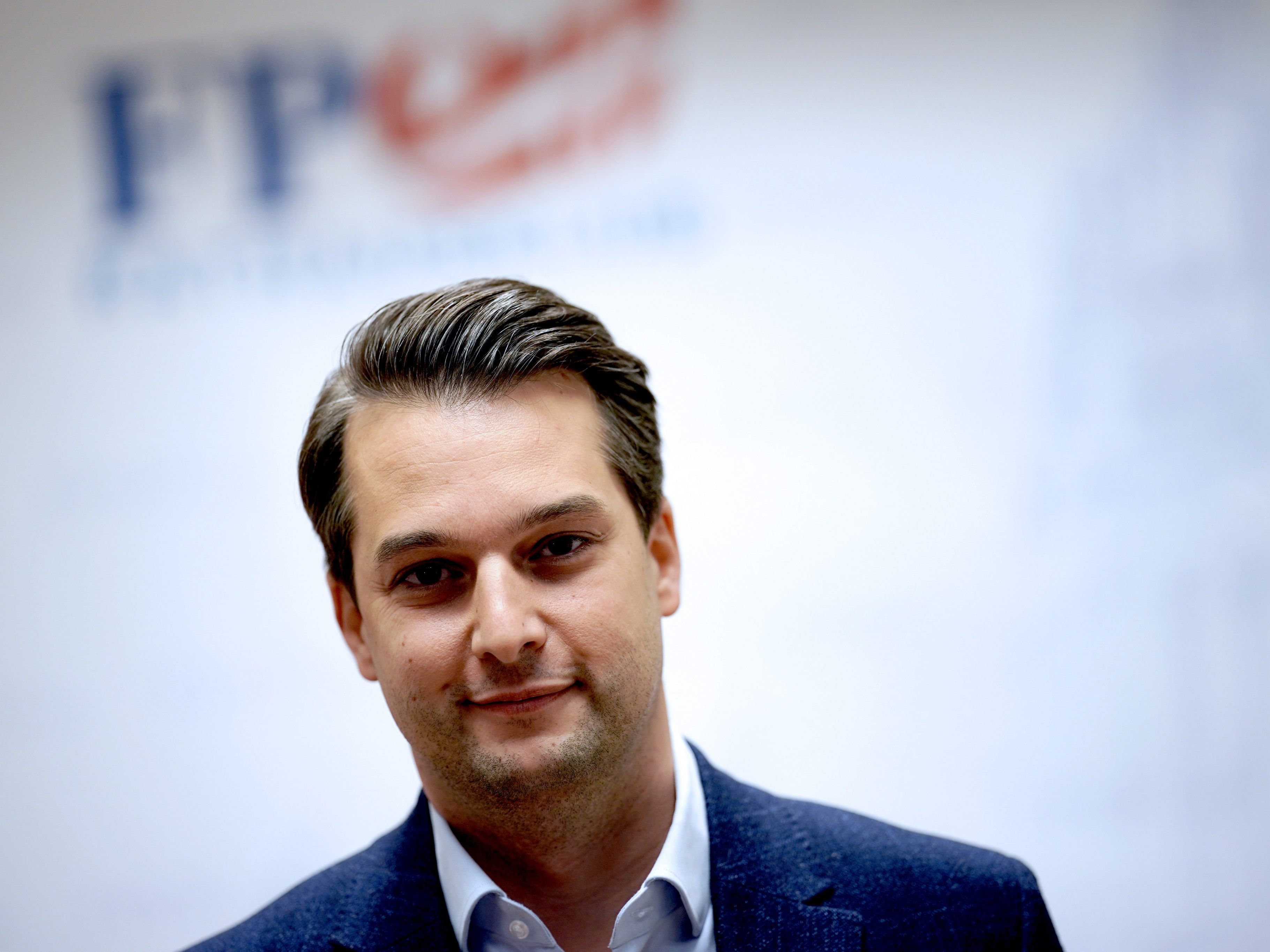 Nepp prophezeit den abtrünnigen Ex-Blauen ein "grandioses Scheitern".