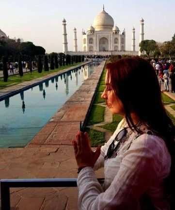 Image with missing alt attribute found on vivaindia.com