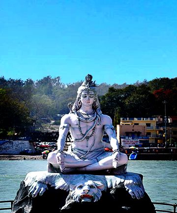 Image with missing alt attribute found on vivaindia.com