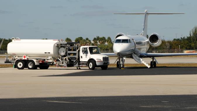 Image with missing alt attribute found on vvipflight.com