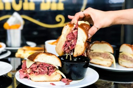 Image with missing alt attribute found on welikela.com