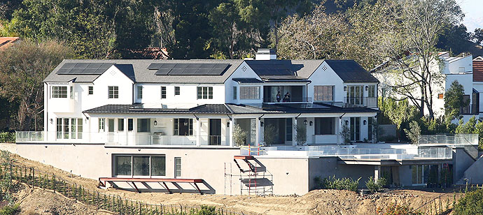 Image with missing alt attribute found on x17online.com