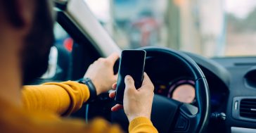 Image with missing alt attribute found on yourmoney.com