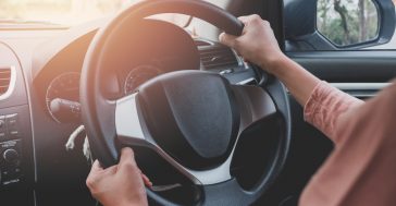 Image with missing alt attribute found on yourmoney.com