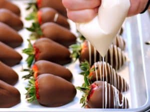 Image with missing alt attribute found on youqueen.com