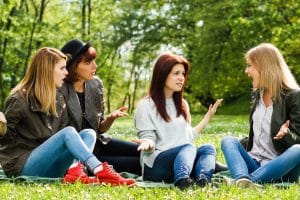 Image with missing alt attribute found on youqueen.com