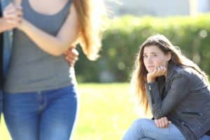 Image with missing alt attribute found on youqueen.com