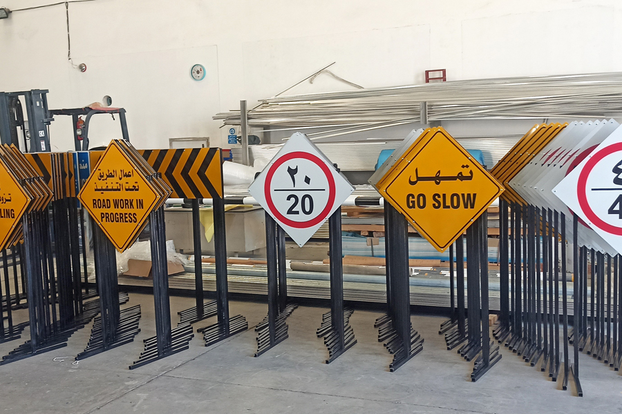 Image with missing alt attribute found on zarmadadsigns.com