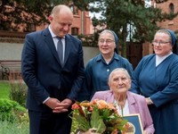 108. urodziny obchodziła wczoraj najstarsza mieszkanka Chełmna  - Elżbieta Rogala
