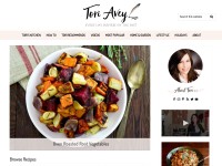 Desktop screenshot for toriavey.com