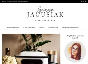 How agnieszkajagusiak.pl looks like on a tablet such as an iPad.