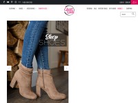 Desktop screenshot for closetcandy.com