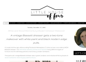 How littlehouseoffour.com looks like on a tablet such as an iPad.