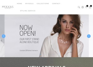 How myjoolsbyilana.com looks like on a tablet such as an iPad.