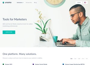 How unamo.com looks like on a tablet such as an iPad.