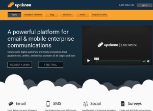 How upaknee.com looks like on a tablet such as an iPad.